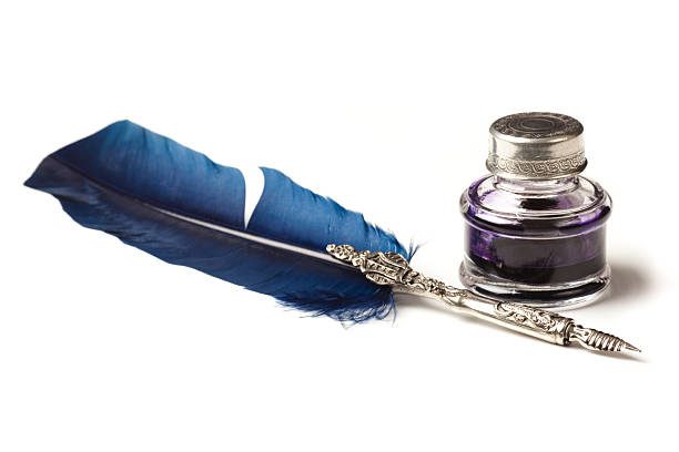 Eine blaue Feder symbolisiert: Angeordnete Beratung §107 AuStrG 